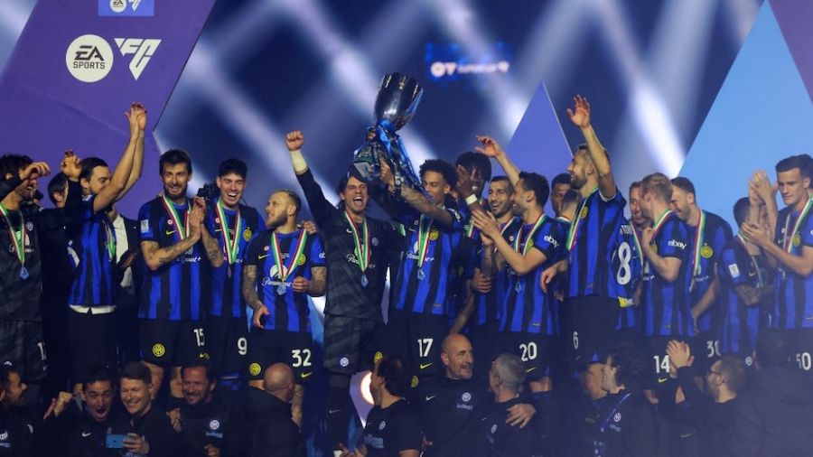 Supercoupe d'Italie: l'Inter Milan fait la passe de trois