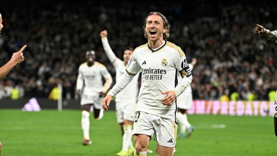 Espagne: le Real Madrid remercie Modric et reprend sa marche vers le titre
