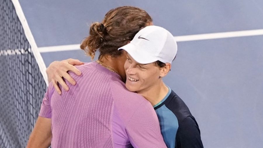 Tennis-Cincinnati: Sinner file en finale, Sabalenka fait tomber Swiatek