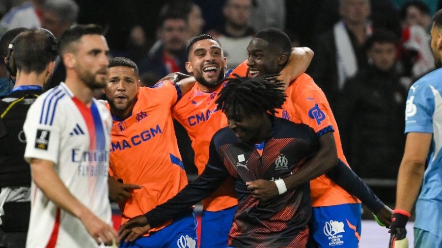 Ligue 1: Marseille se déchaîne à Lyon, Monaco enchaîne