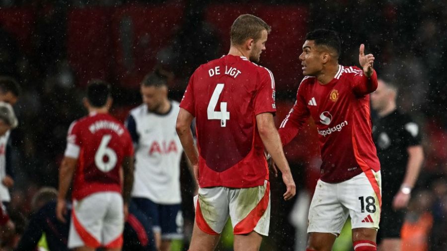 Manchester United sombre à domicile, battu 3-0 par Tottenham