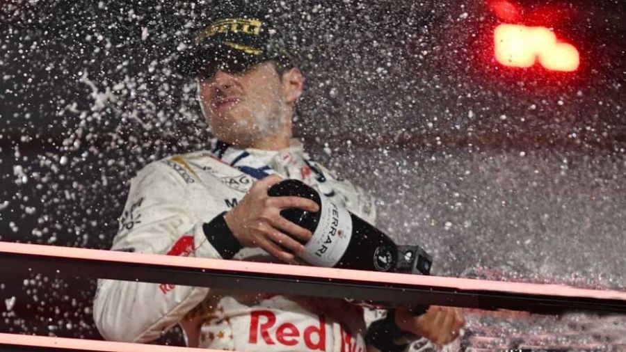 Verstappen assure le spectacle et gagne pour le retour de la F1 à Las Vegas