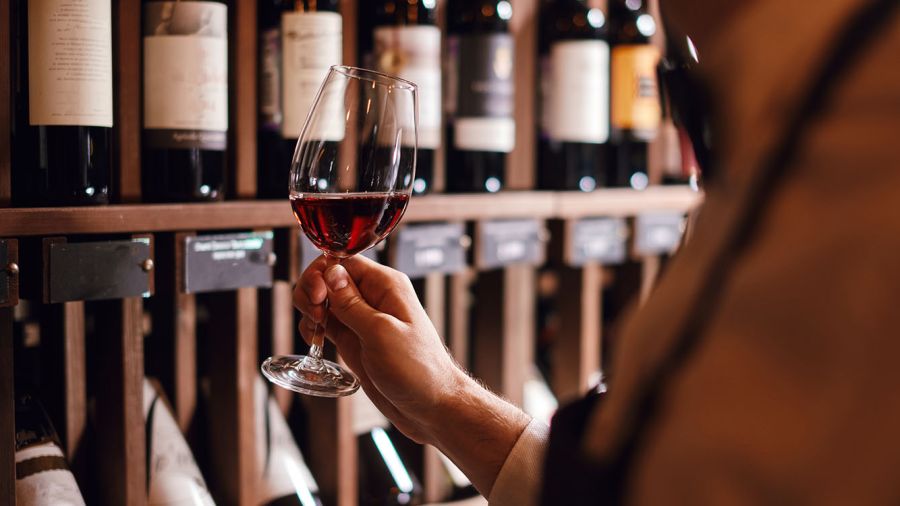 Vin mal conservé, plaisir gâché: les règles d’or des sommeliers