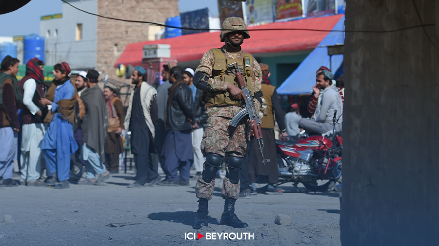 Pakistan: attentat meurtrier contre un convoi militaire