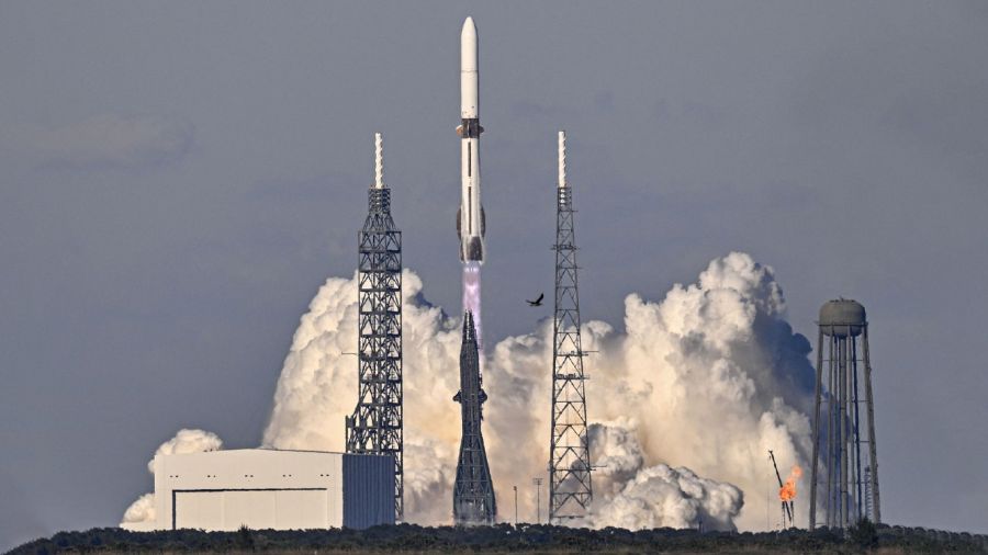 Blue Origin réussit l’atterrissage de son booster New Glenn