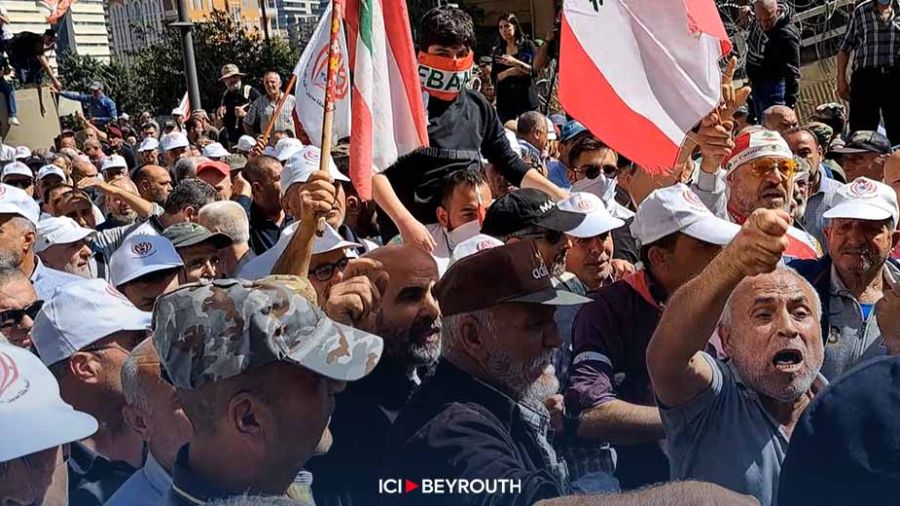 Devant le Sérail, les militaires retraités crient leur colère