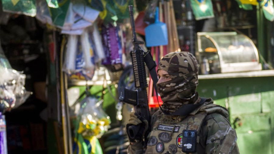 Favela de Rio: réveil sous les tirs