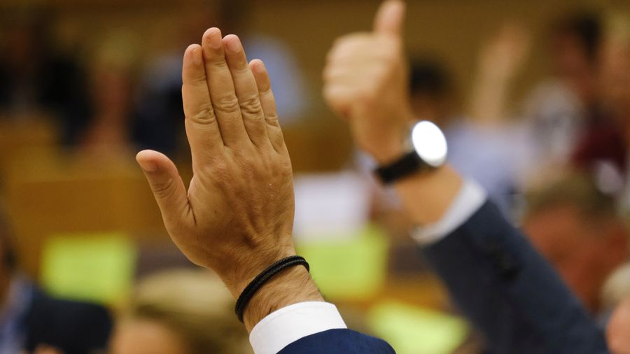 La Chambre des députés adopte la loi sur la réforme bancaire