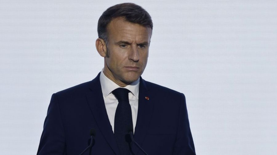  Macron appelle le président iranien à “soutenir une désescalade générale”