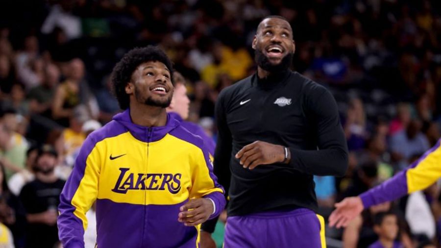 NBA: LeBron et Bronny James sur un même parquet avec les LA Lakers, une première!
