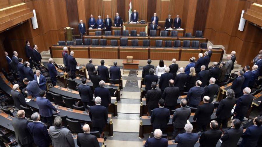 Présidentielle: otage des tensions internes et régionales  