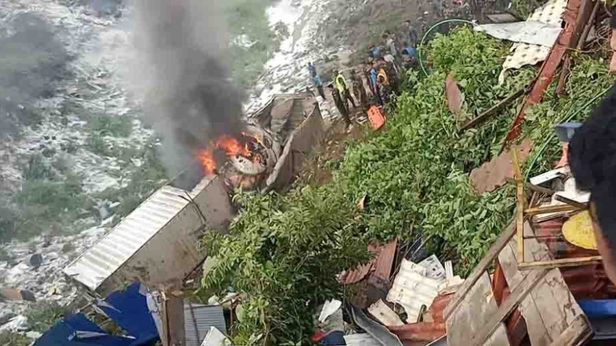 Crash au Népal: 18 morts, le pilote est l'unique survivant