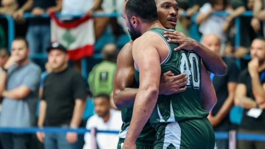 Basket: La Sagesse ou la malédiction du dauphin