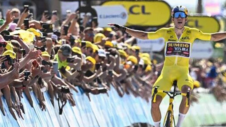 Tour de France: van Aert, de plus en plus fort