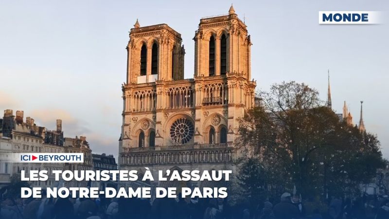 Les touristes à l’assaut de Notre-Dame de Paris