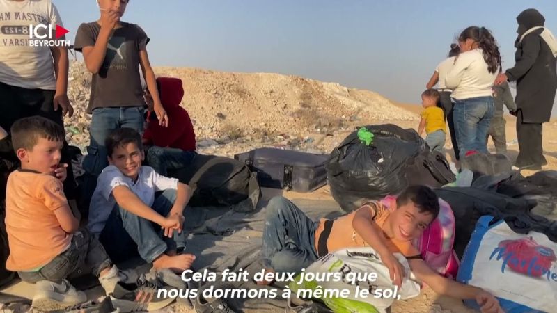 Des milliers de réfugiés syriens fuient les frappes israéliennes au Liban